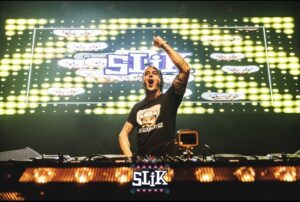 Ledscherm OOSTBURG in gebruik tijdens een evenement